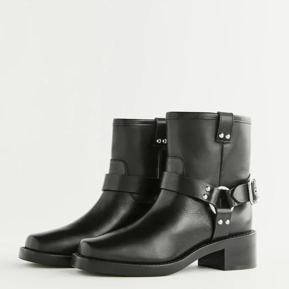 Reformation Foster Ankle Boot - Picture 2 of 15